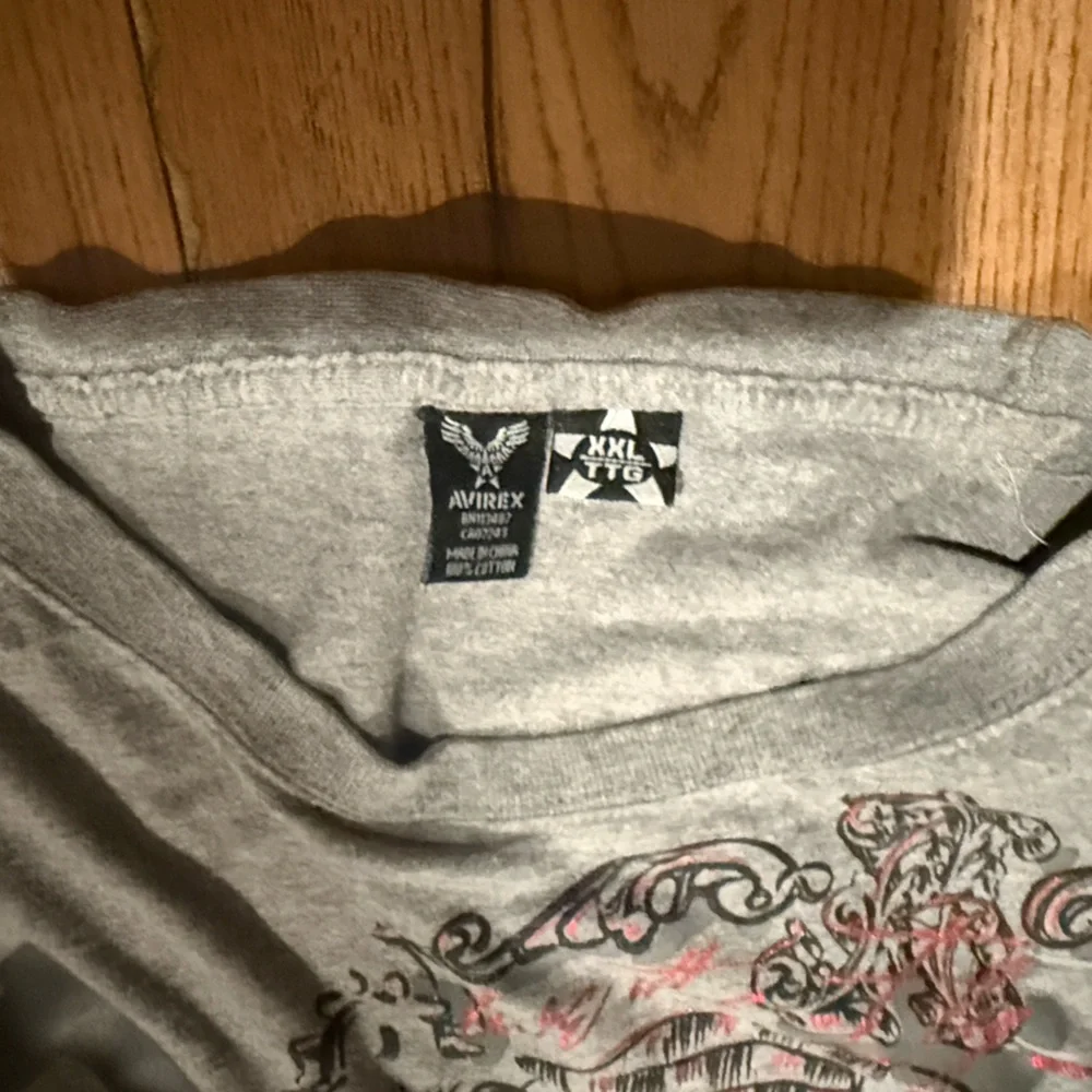 Vintage Avirex T-Shirt - Picture 5 of 5